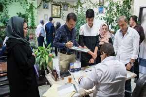 ثبت نام در مدارس شاهد از امروز آغاز شد و ۱۷ گروه از دانش‌آموزان غیرشاهد هم مجاز جهت ثبت‌نام در مدارس شاهد هستند.