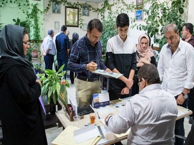 ثبت نام در مدارس شاهد از امروز آغاز شد و ۱۷ گروه از دانش‌آموزان غیرشاهد هم مجاز جهت ثبت‌نام در مدارس شاهد هستند.